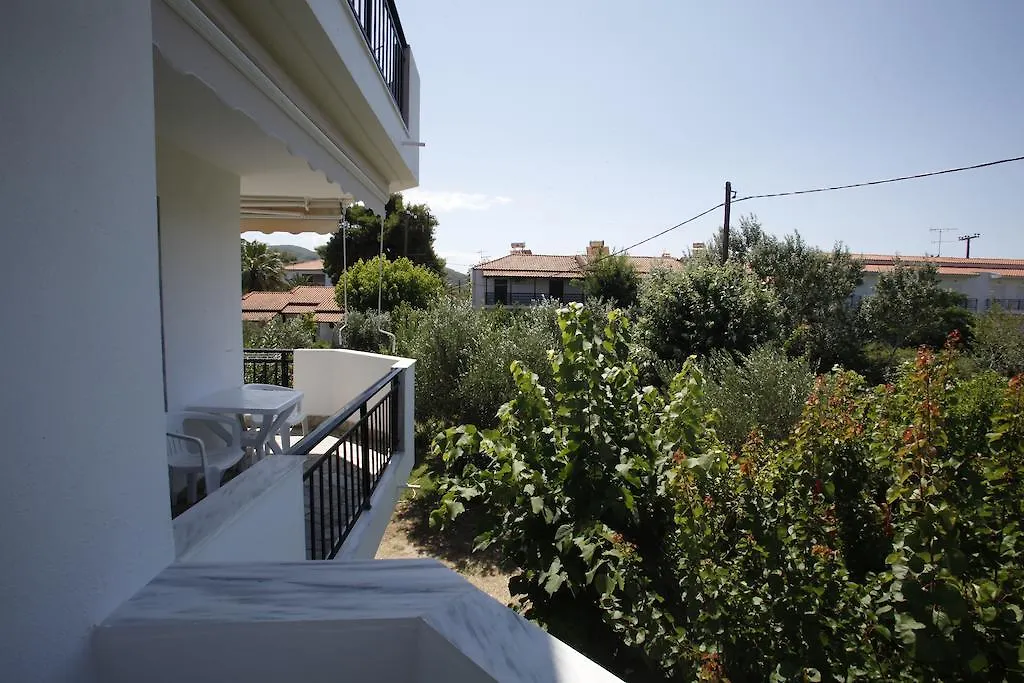 Badis Haus Apartment Toroni