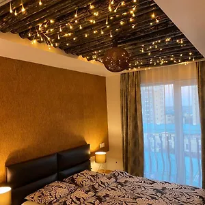 https://sunny-deluxe-apartment-cosmopolis.bucharesthotelsnow.com