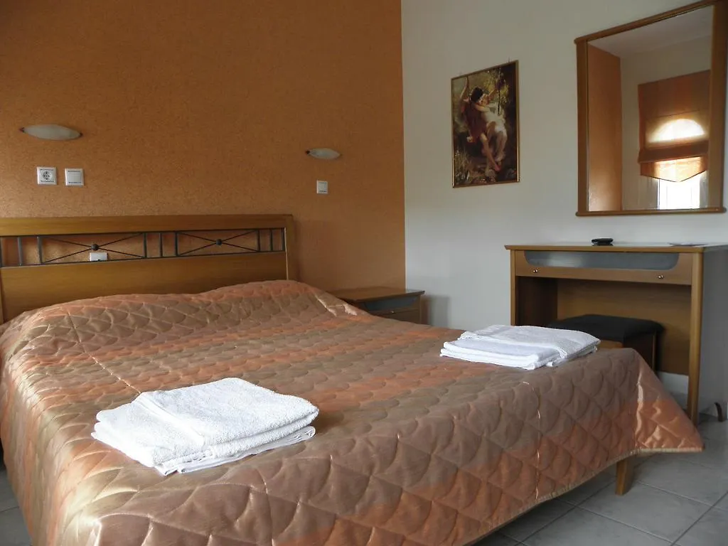 Badis Haus Apartment Toroni